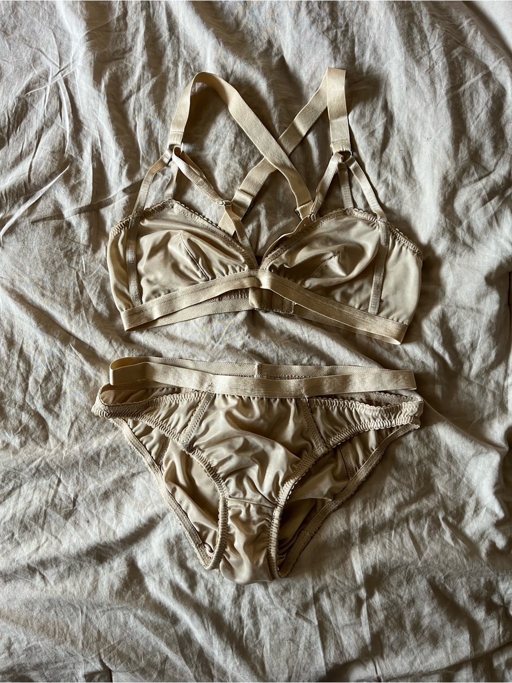 Lonely cream strappy bra and panty set - Picture 8 of 9